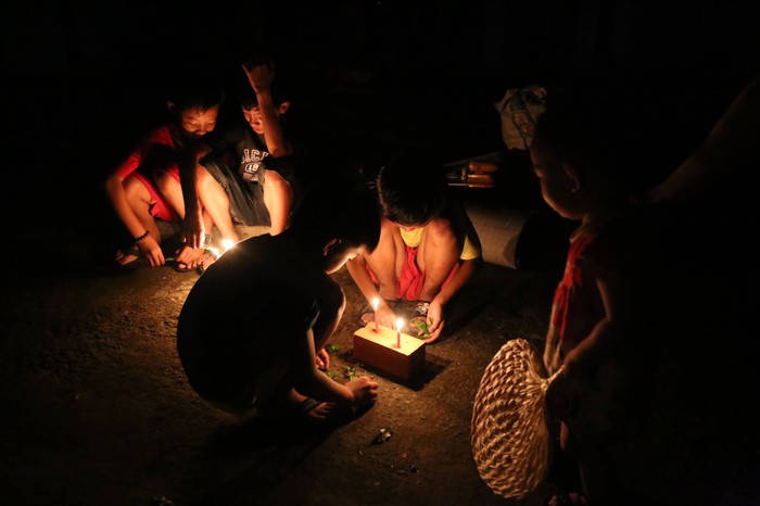 Những buổi tối mất điện